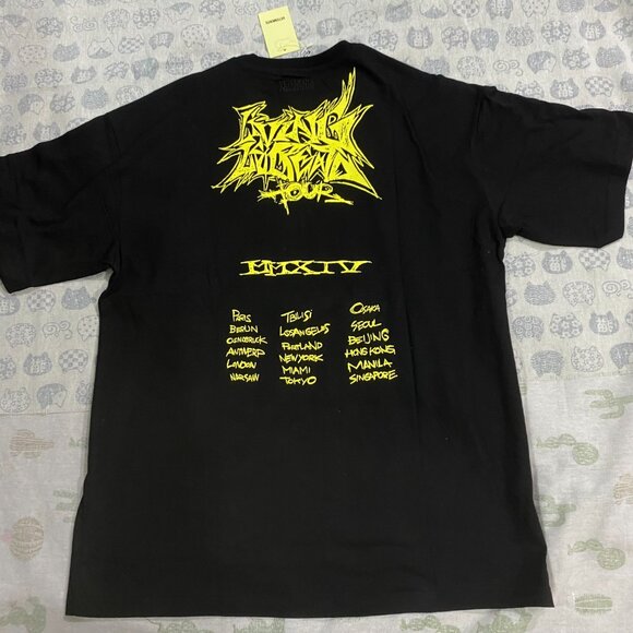 Vetements Living Legend Black T-Shirt - Picture 9 of 10